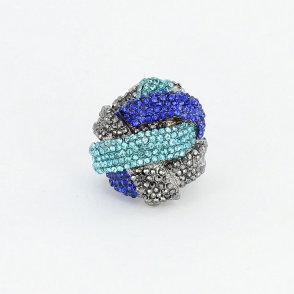 Cocktail Ring🆕️ - Picture 9 of 13